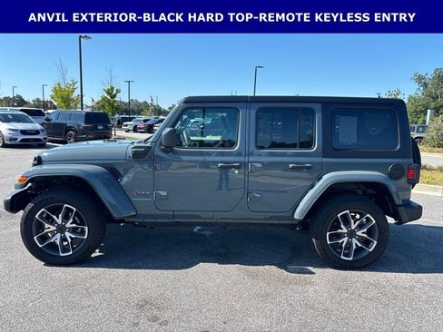 Used 2024 Jeep Wrangler Unlimited AWD/4WD image 5