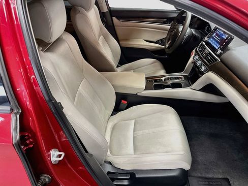 Used 2021 Honda Accord EX image 28