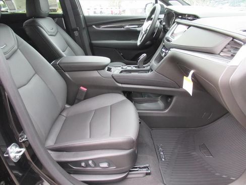 New 2026 Cadillac XT5 Sportv AWD/4WD image 9