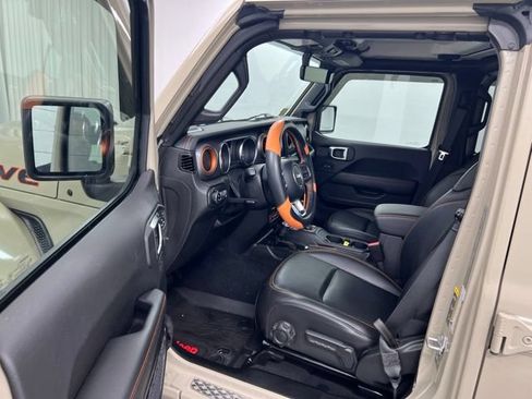 Used 2022 Jeep Gladiator Mojave w/ LED Lighting Group AWD/4WD image 12