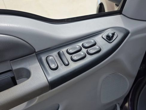 Used 1999 Ford F250 XLT RWD image 23