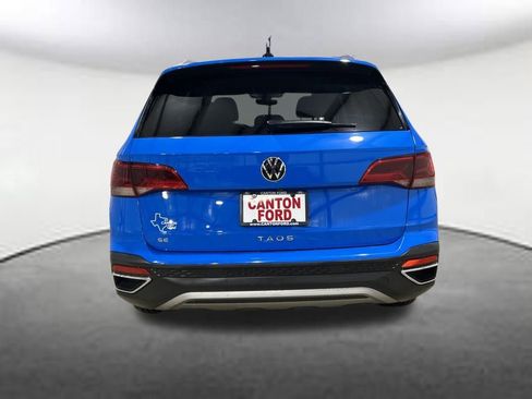 Used 2024 Volkswagen Taos SE image 4