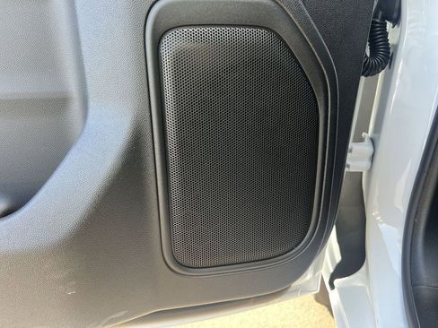 Used 2024 GMC Sierra 2500 Pro w/ 1SA Pro Safety Plus Package image 23