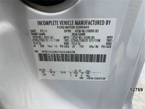Used 2016 Ford F250 XL w/ Power Equipment Group AWD/4WD image 16