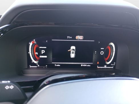New 2026 Nissan Pathfinder SL FWD image 11