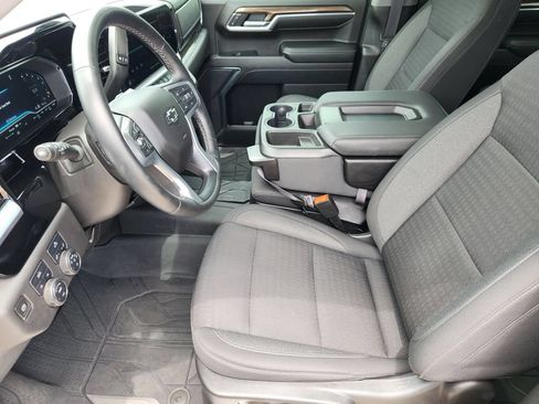 Used 2023 Chevrolet Silverado 1500 RST AWD/4WD image 14