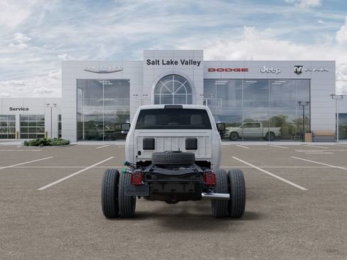 New 2026 RAM 3500 Tradesman AWD/4WD image 7