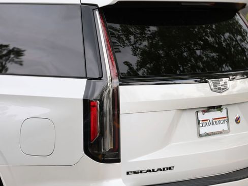 Used 2023 Cadillac Escalade Sport w/ Touring Package AWD/4WD image 7