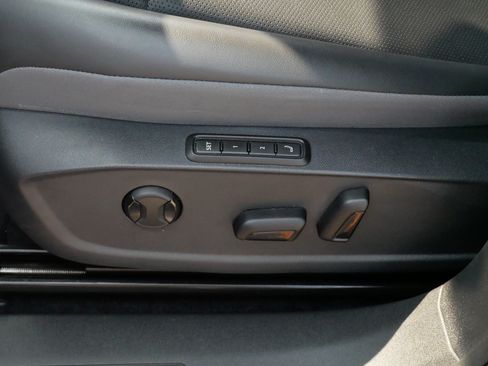 Certified 2023 Volkswagen ID.4 Pro S AWD/4WD image 20