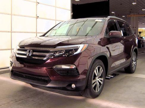 Used 2018 Honda Pilot EX image 6