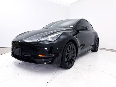 Used 2022 Tesla Model Y Performance AWD/4WD image 14