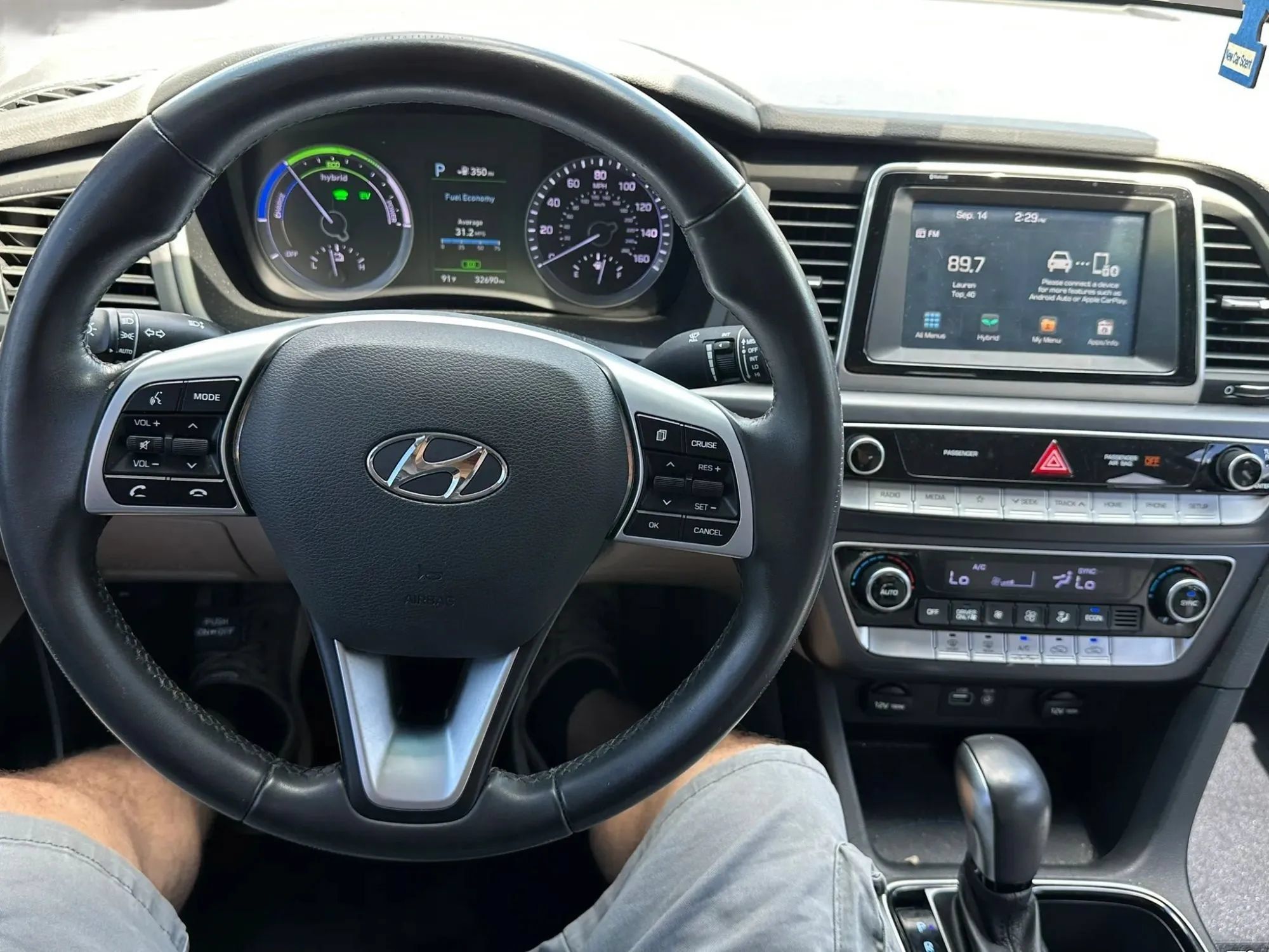 Used 2018 Hyundai Sonata SE FWD image 3