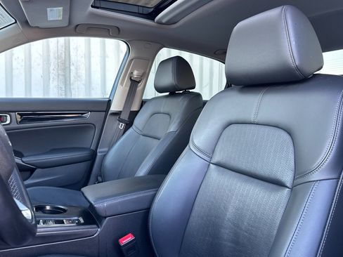 Used 2023 Honda Civic Touring image 15