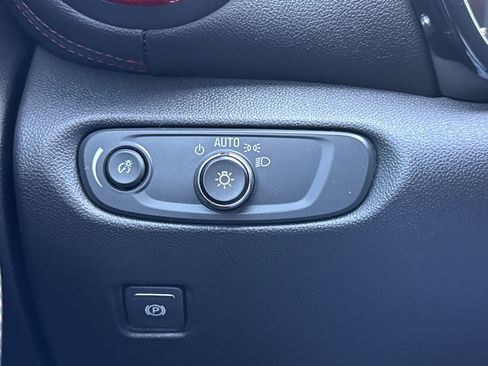 Used 2021 Chevrolet Blazer RS image 19