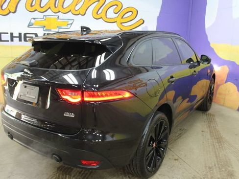 Used 2019 Jaguar F-PACE R-Sport AWD/4WD image 8