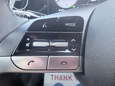 Used 2023 Hyundai Elantra Limited image 10