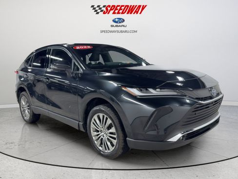 Used 2022 Toyota Venza Limited w/ Advanced Technology Package image 2