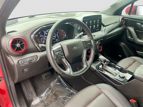 Used 2024 Chevrolet Blazer RS image 9