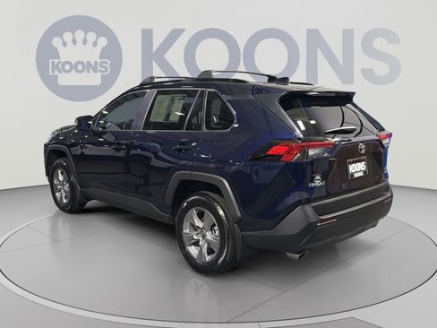 Used 2025 Toyota RAV4 XLE w/ Convenience Package AWD/4WD image 4