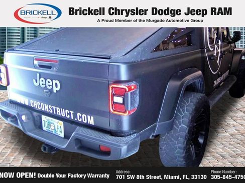 Used 2022 Jeep Gladiator Overland w/ LED Lighting Group AWD/4WD image 4