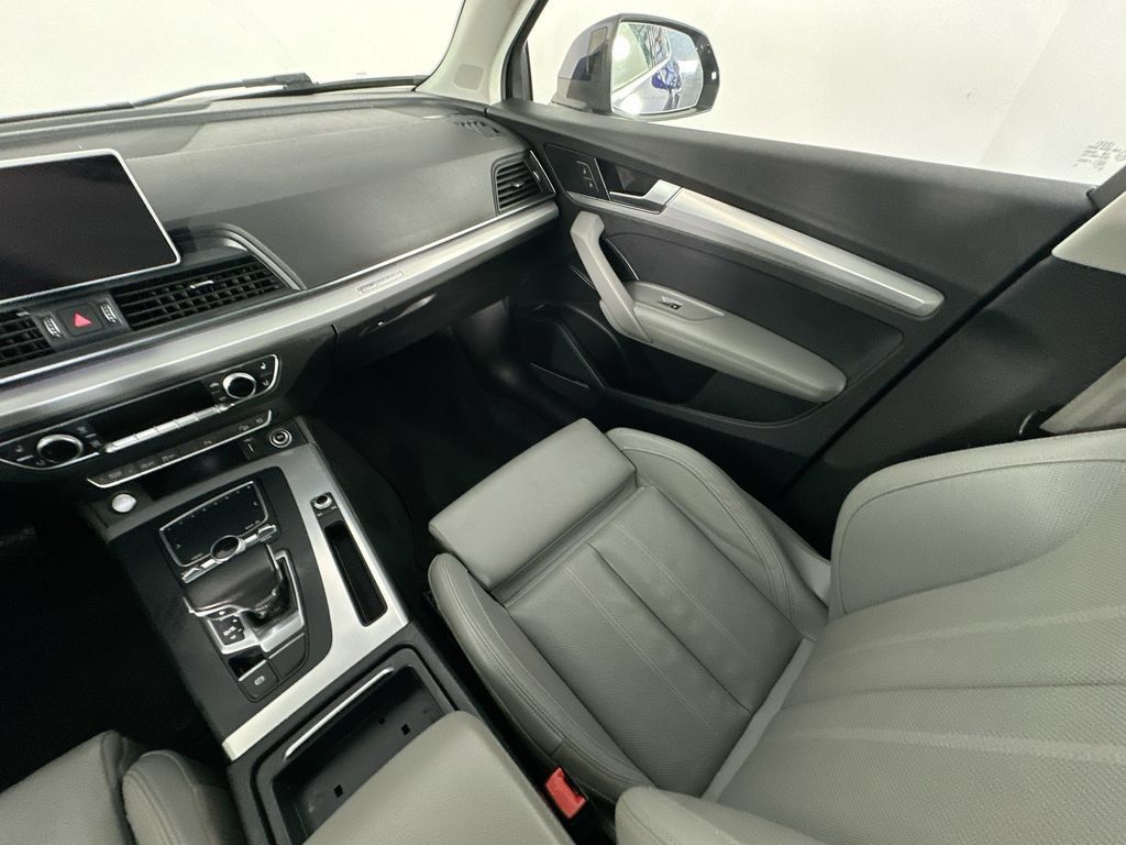 Used 2018 Audi Q5 Prestige AWD/4WD image 11