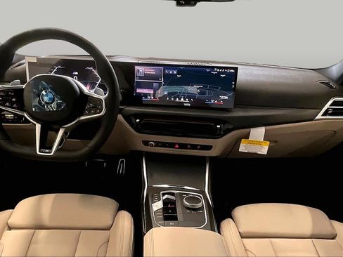 New 2026 BMW 330i xDrive Sedan w/ M Sport Package AWD/4WD image 5