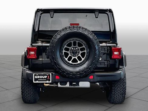 Used 2022 Jeep Wrangler Unlimited Rubicon w/ Xtreme Recon 35" Tire Package AWD/4WD image 6