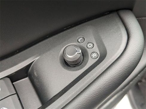 New 2024 Jeep Grand Cherokee L Laredo image 17