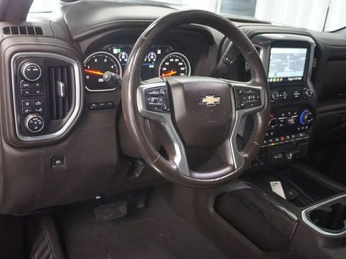 Used 2022 Chevrolet Silverado 2500 LTZ w/ LTZ Convenience Package image 10