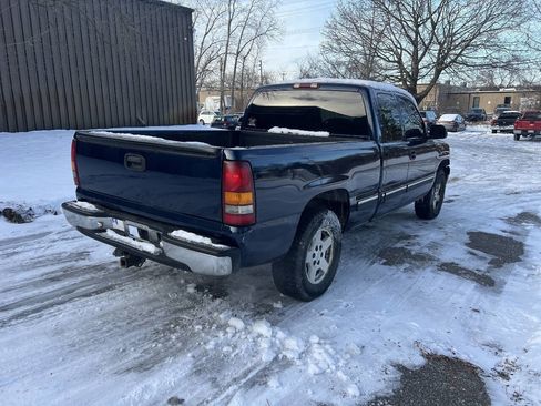 Used 2001 Chevrolet Silverado 1500 LT w/ Firm Ride Suspension Pkg image 8