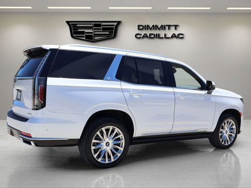 Used 2023 Cadillac Escalade Premium Luxury w/ Performance Package AWD/4WD image 5