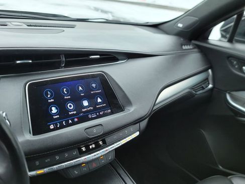 Used 2023 Cadillac XT4 Premium Luxury w/ Cold Weather Package image 21