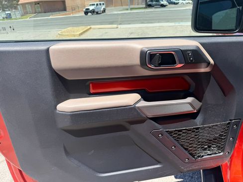 Used 2022 Ford Bronco Wildtrak AWD/4WD image 13