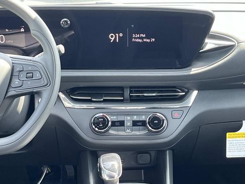 New 2026 Buick Envista Sport Touring FWD image 15