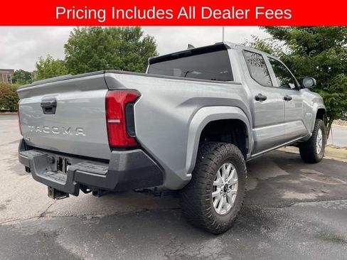 Used 2024 Toyota Tacoma SR AWD/4WD image 7
