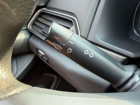 Used 2018 Honda Accord LX image 25