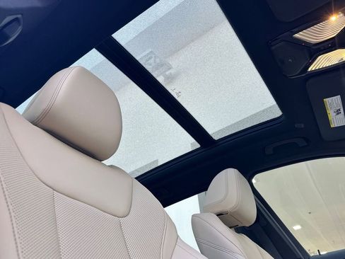 Used 2024 BMW X3 xDrive30i w/ Convenience Package image 18