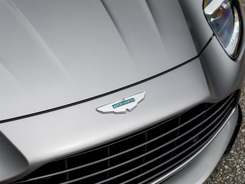 Used 2024 Aston Martin DB12 Coupe RWD image 20