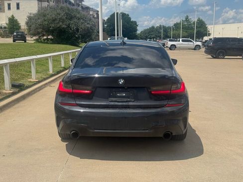 Used 2019 BMW 330i Sedan w/ Convenience Package RWD image 5