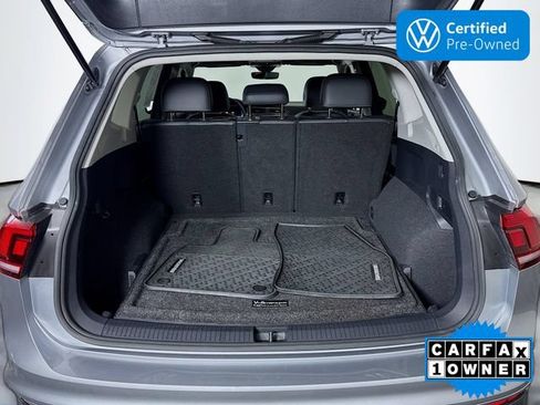 Used 2023 Volkswagen Tiguan SE w/ Panoramic Sunroof Package AWD/4WD image 26
