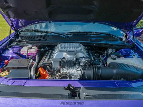 Used 2016 Dodge Challenger SRT Hellcat image 17