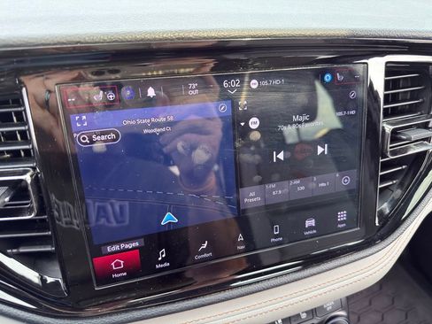 Used 2022 Dodge Durango R/T w/ Blacktop Package AWD/4WD image 50