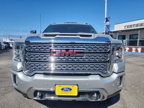 Used 2020 GMC Sierra 2500 Denali w/ Denali Ultimate Package image 10