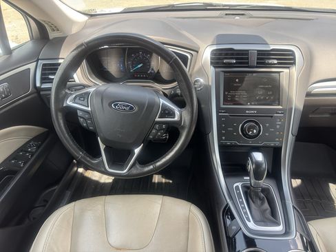 Used 2015 Ford Fusion Titanium FWD image 11