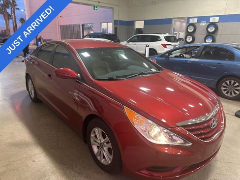 Used 2012 Hyundai Sonata GLS w/ Popular Equipment Pkg image 2