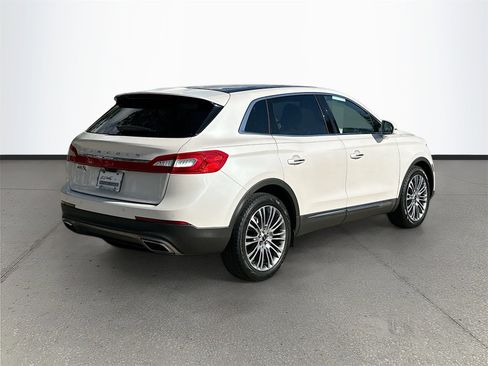 Used 2018 Lincoln MKX Reserve w/ Lincoln MKX Climate Package image 7