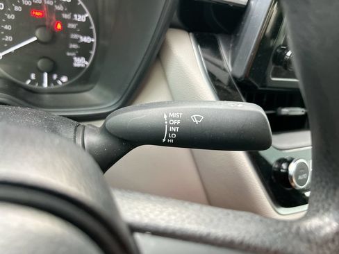 Used 2023 Toyota Corolla LE FWD image 18