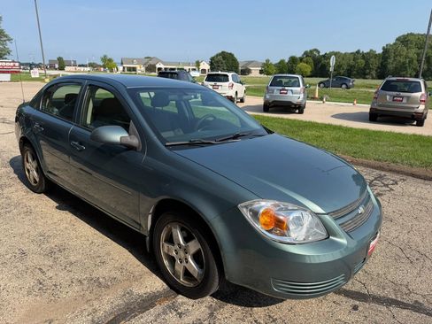 Used 2010 Chevrolet Cobalt LT w/ Preferred Equipment Group FWD image 7