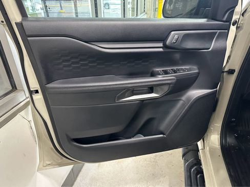 New 2025 Ford Ranger XLT w/ FX4 Off-Road Package image 13