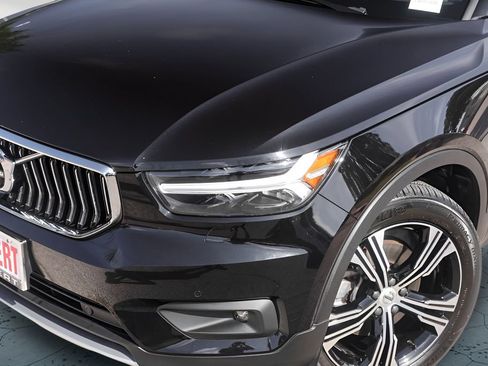 Used 2020 Volvo XC40 T5 Inscription w/ Protection Package Premier AWD/4WD image 3